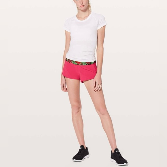 Lululemon Speed Up Shorts 2.5” Fuchsia Pink Zen Garden Multi Size 4 Rise - Picture 3 of 8